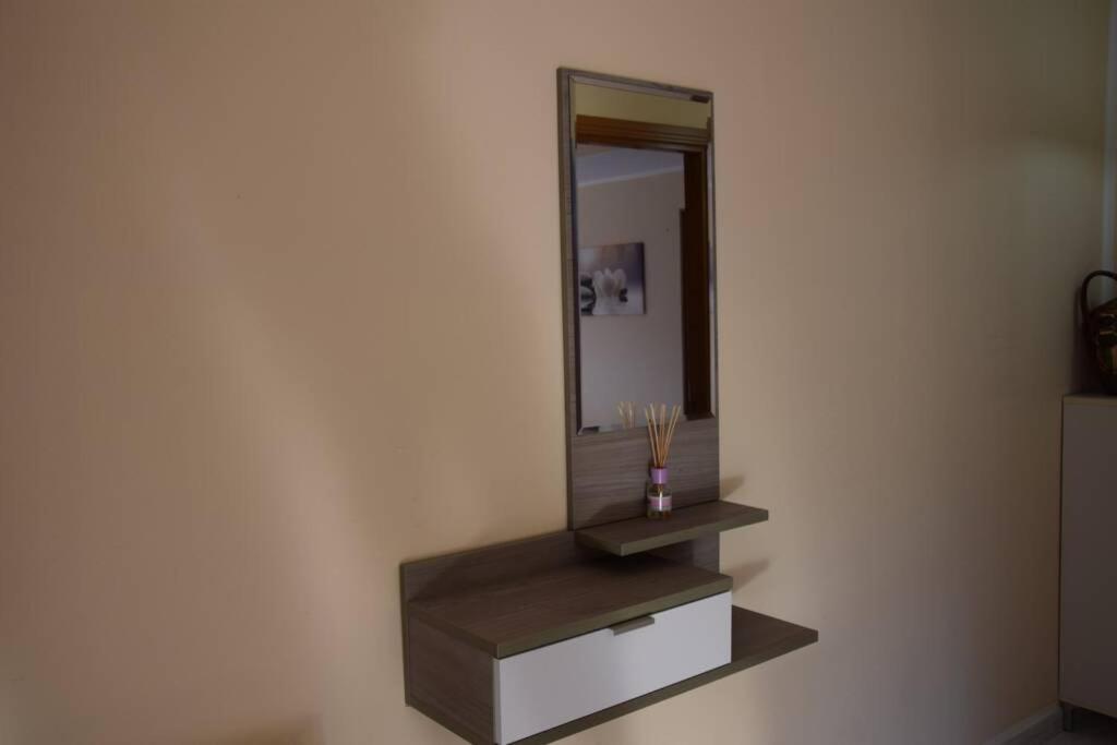 メッシーナCasa Di Aidaアパートメント エクステリア 写真